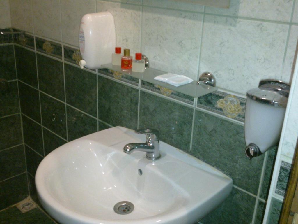 Cem Sultan Hotel Истанбул Стая снимка