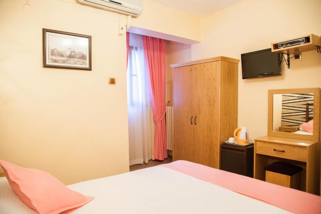 Cem Sultan Hotel Истанбул Стая снимка