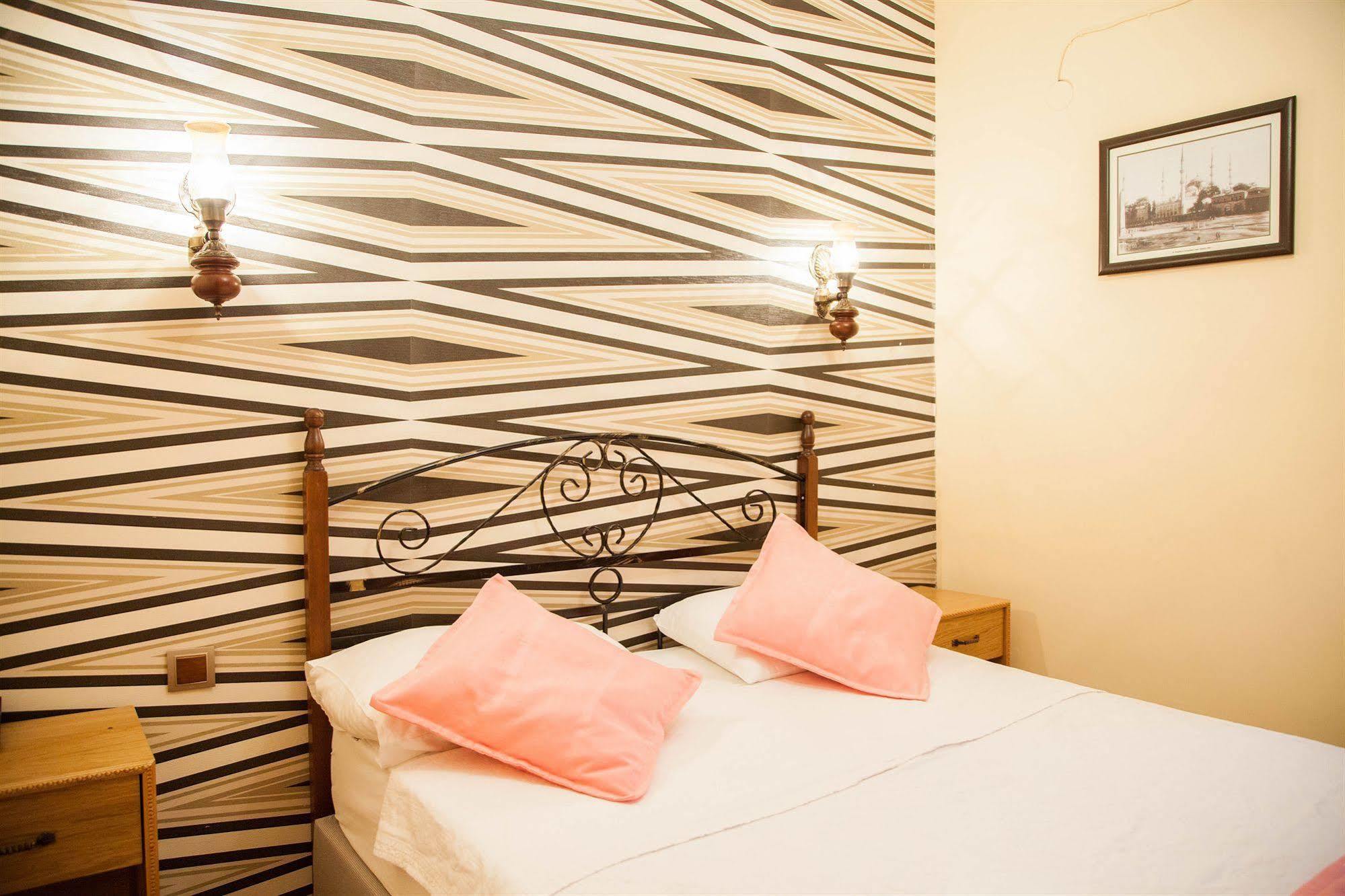 Cem Sultan Hotel Истанбул Екстериор снимка